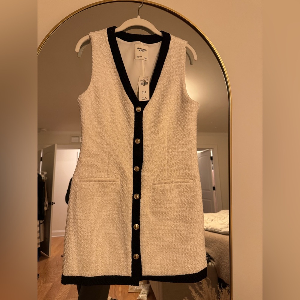 Abercrombie & Fitch Cream and Black Mini Dress with Gold Accents